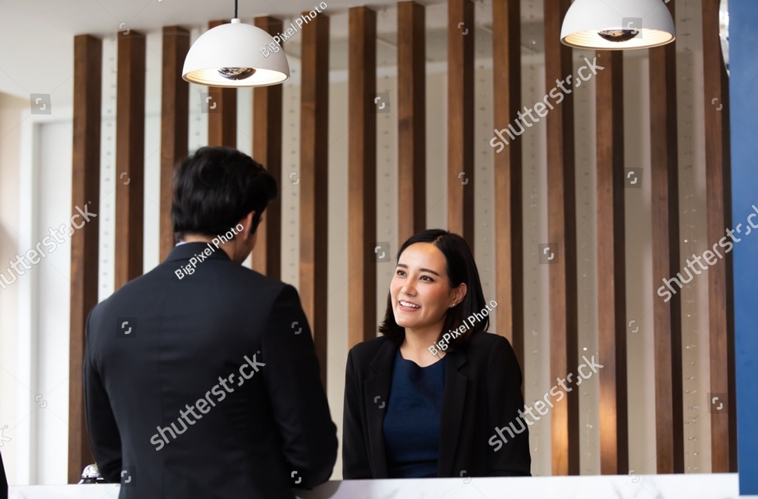 Front Desk Security Guards